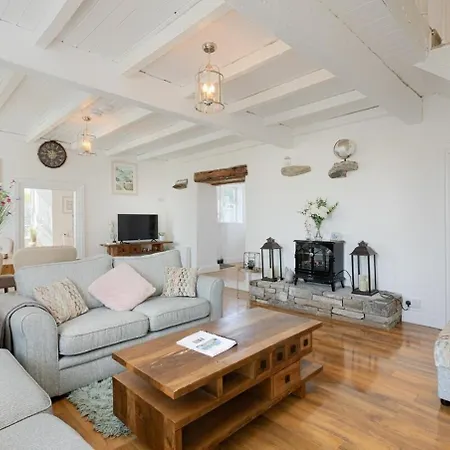 Vakantiehuis Holland House No1 *