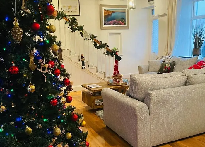 Holland House No1 ליסקאנור